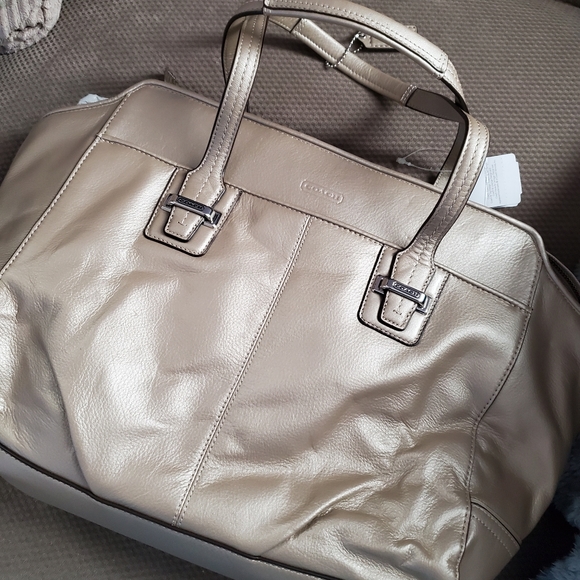 Handbag - Picture 1 of 2